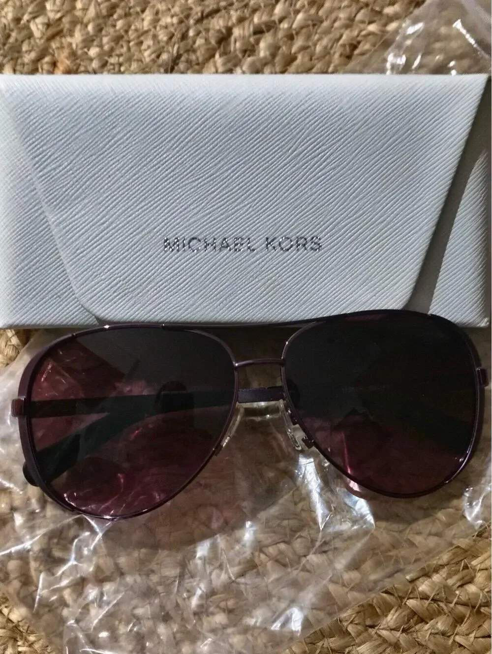 Michael kors Sunglasses +case